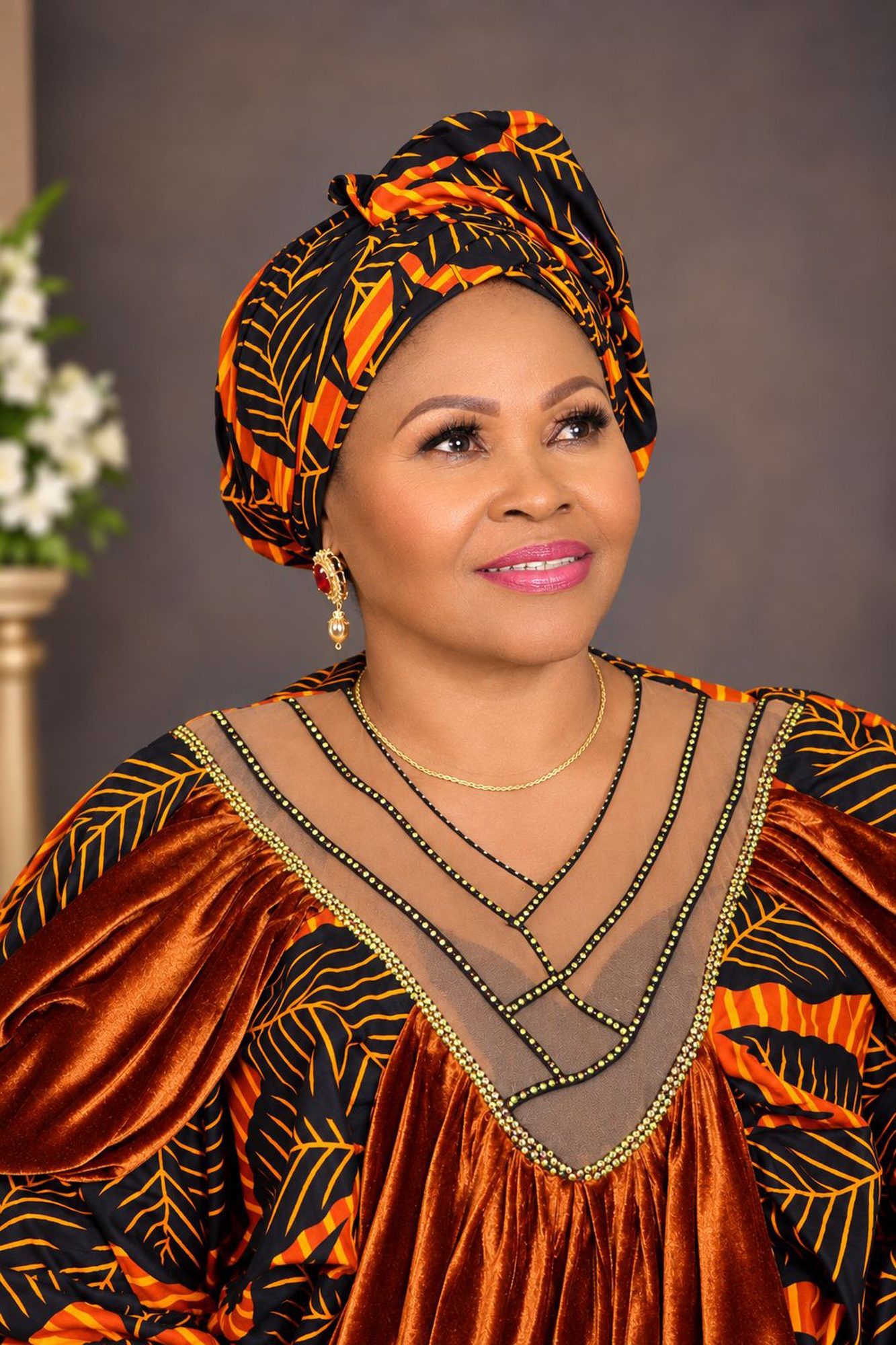 Women together at a Yoruba celebration, in gele and aso-ebi
